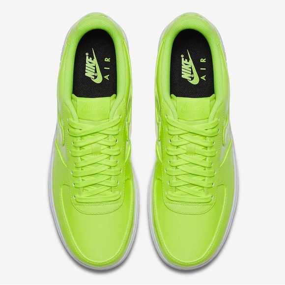 Nike Air Force 1 Low - Picture 4 of 10